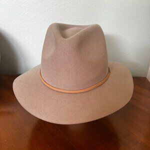 Brixton Classics Unisex Wesley 100% Wool Felt Fedora Hat in Light Tan - sz XS